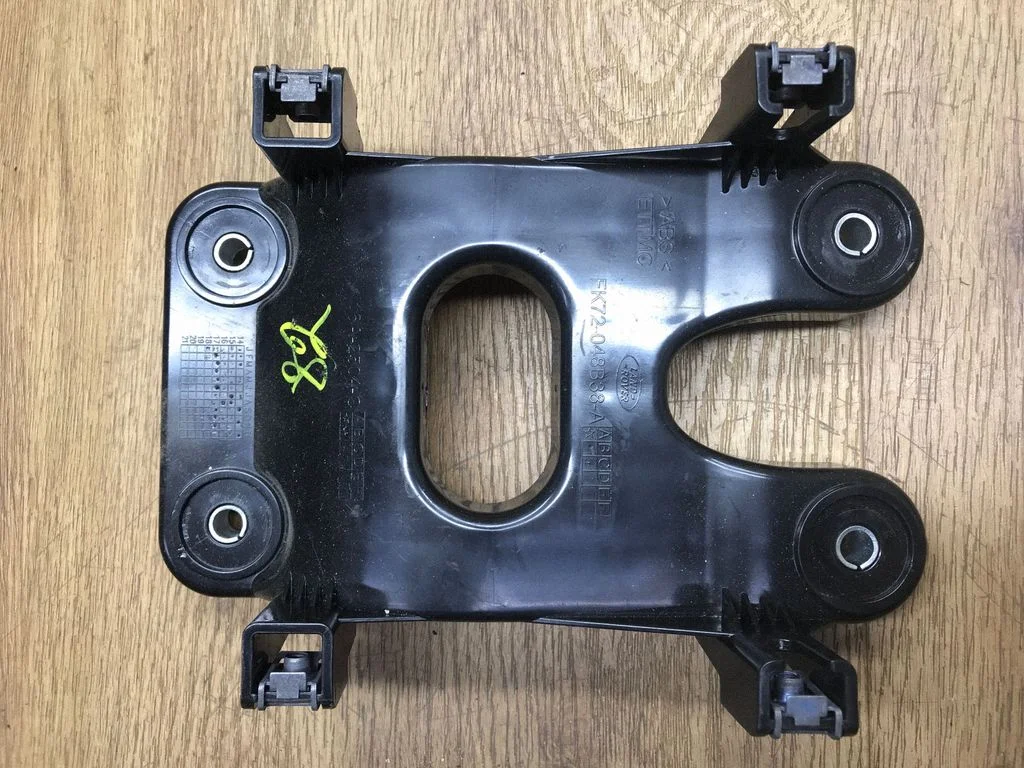 Cita salona detaļa FK72048B38A