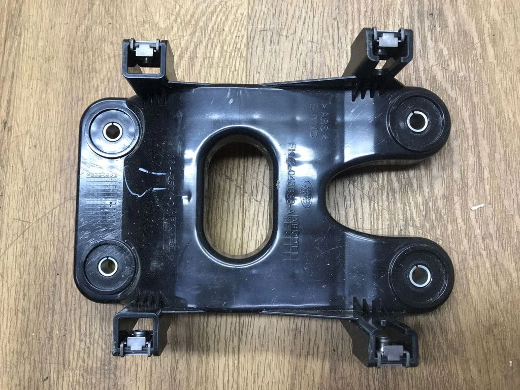 Cita salona detaļa FK72048B38A