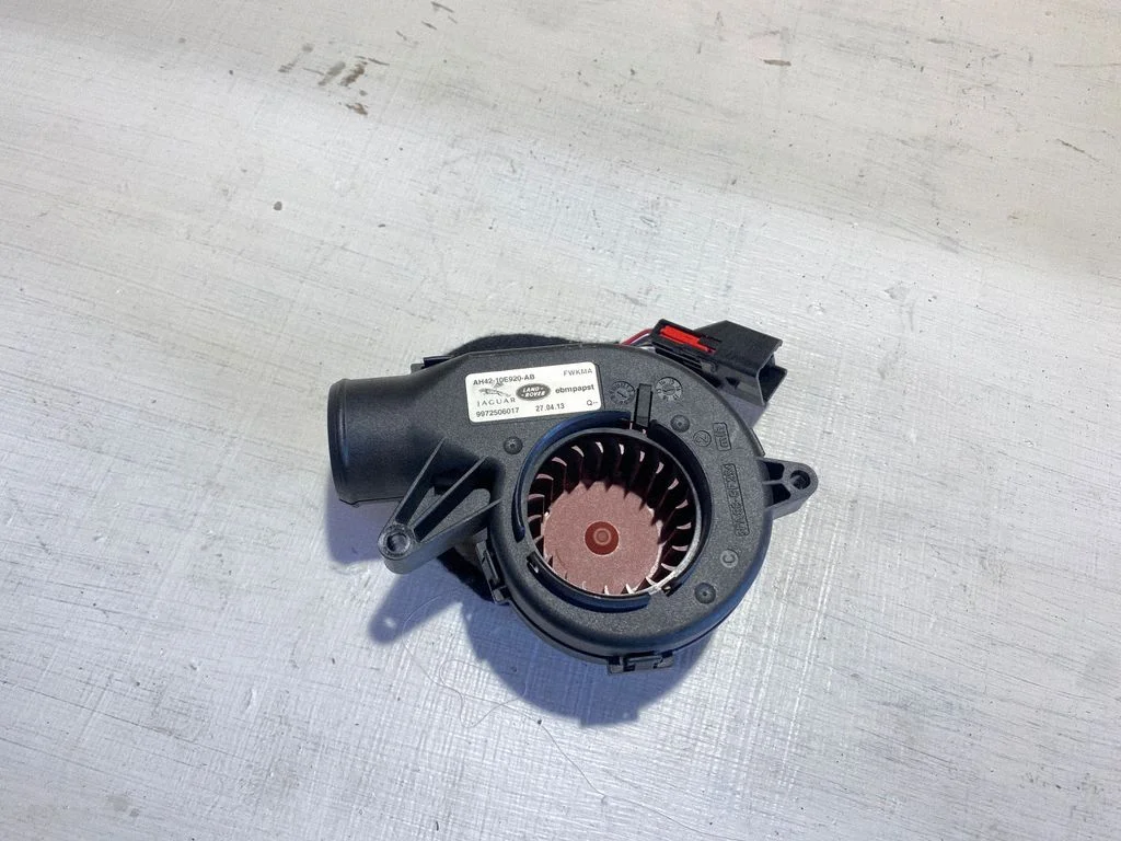 Cita salona detaļa AH4210E920AB