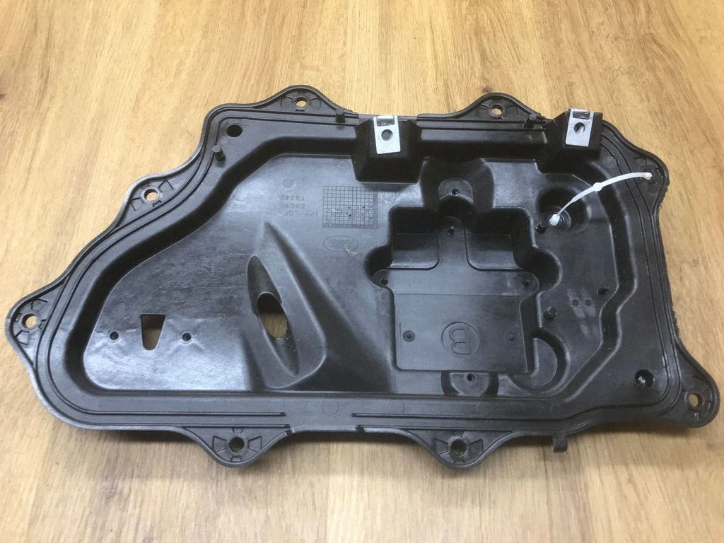 Other exterior part C8C9E
