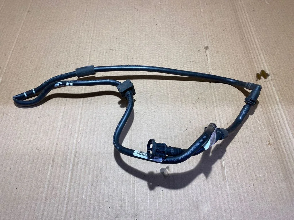 Vacuum line/pipe/hose 8583404