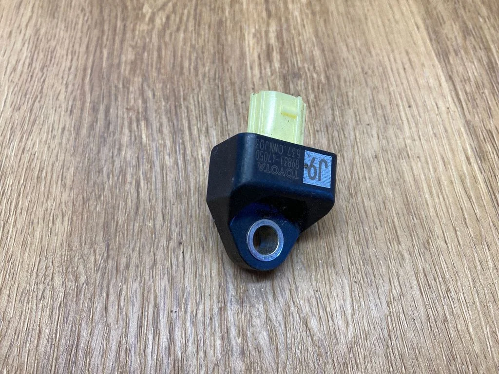 Drošības spilvenu trieciena sensors 8983147050