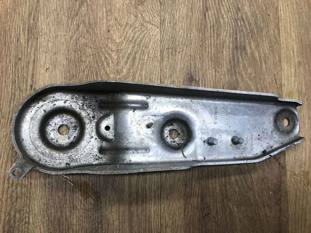 Inna część karoserii – BMW Seria 5 F10 F11 (2009-2016)