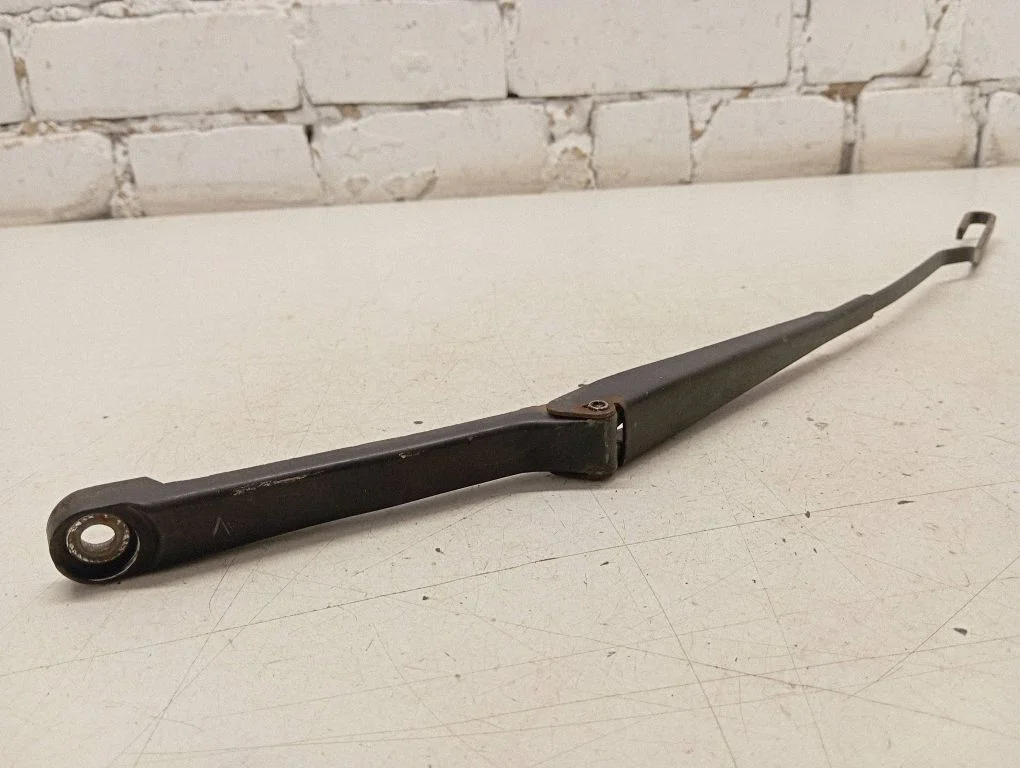 Front wiper blade arm 701955409A