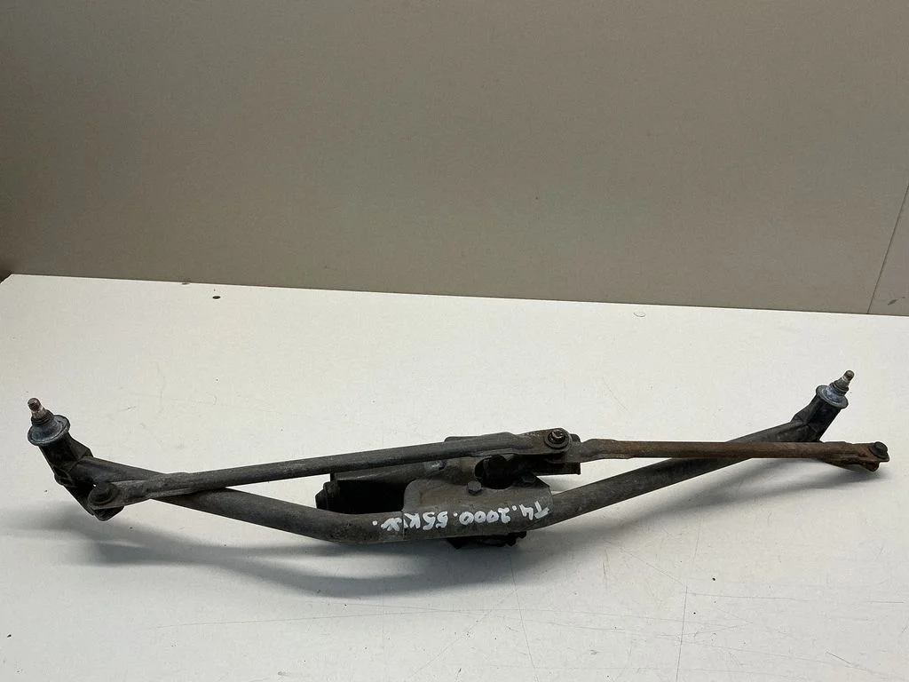 Front wiper linkage and motor 701955603