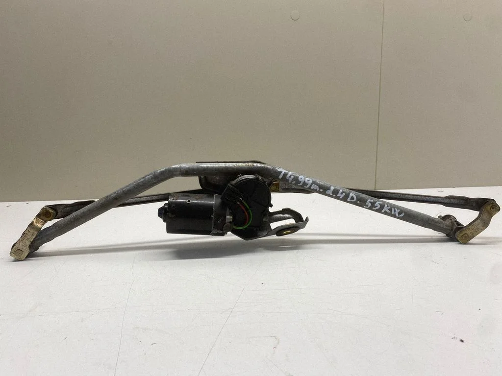 Front wiper linkage and motor 701955325