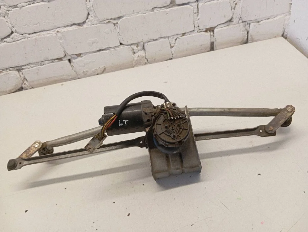 Valytuvų mechanizmas (trapecija)