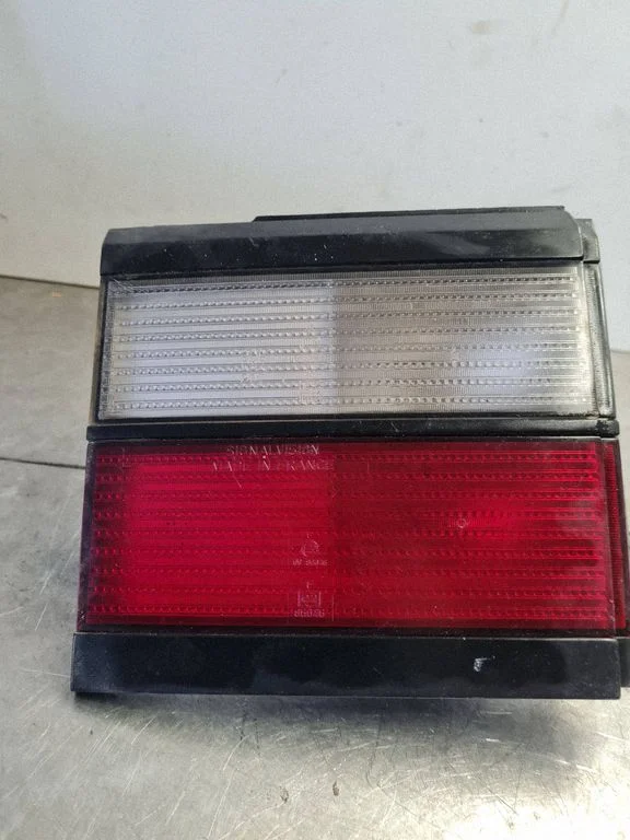 Tailgate rear/tail lights – Volkswagen Passat B3 (1988-1993)