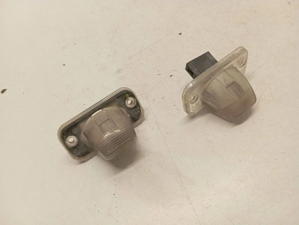 Number plate light