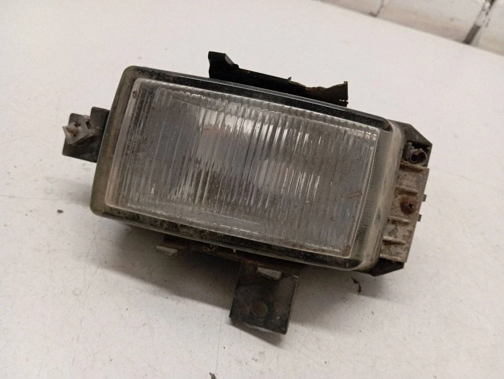 Front fog light – Opel Omega B2 (1999-2003)