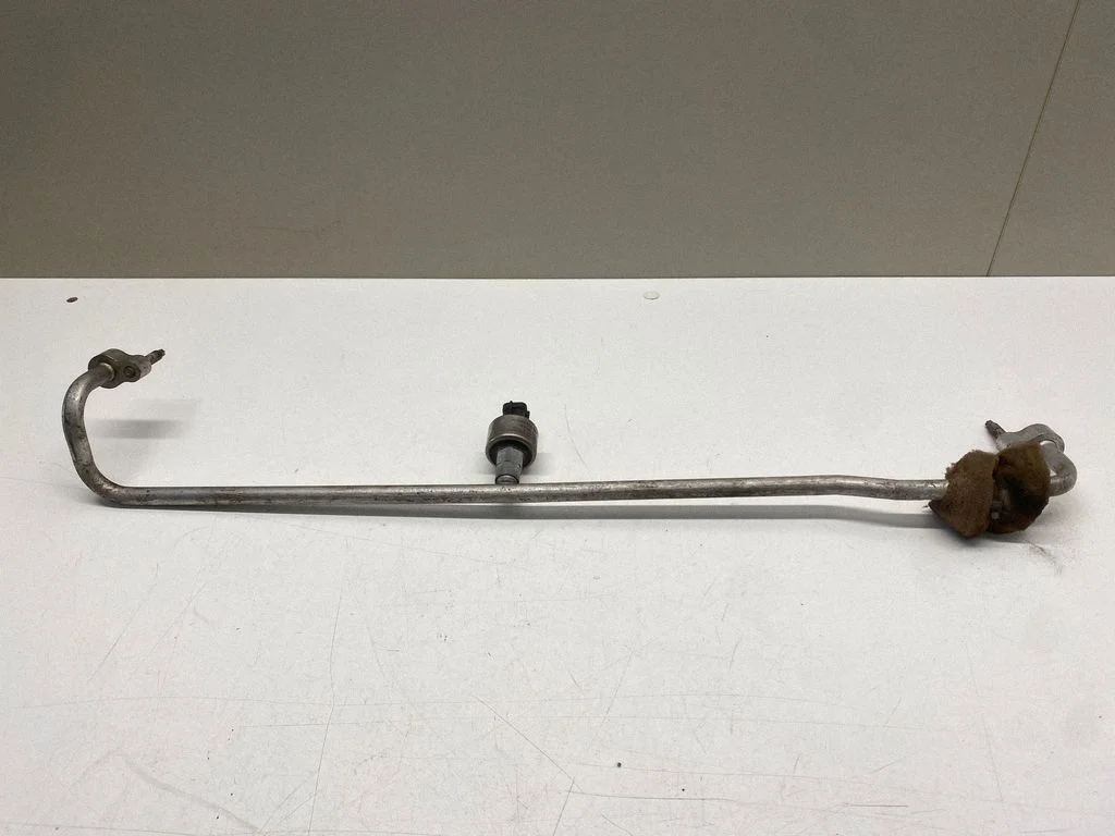 Air conditioning (A/C) pipe/hose LJA7658AB