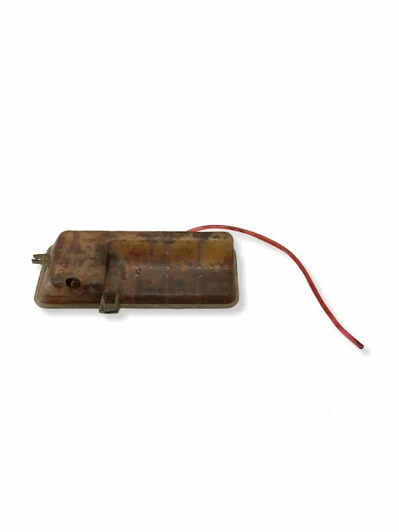 Coolant expansion tank/reservoir A965