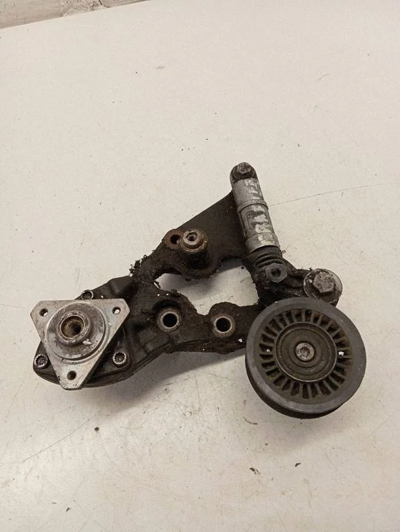 Generator/alternator belt tensioner – Volkswagen Crafter (2006-2016)