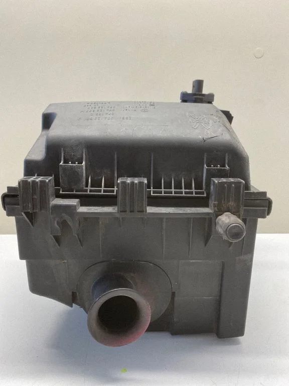 Air filter box 074129607M