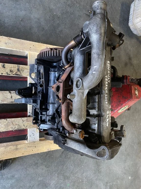 Engine – front