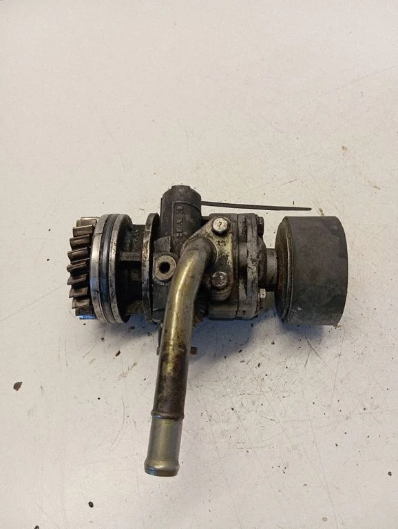 Power steering pump 7H0422153A