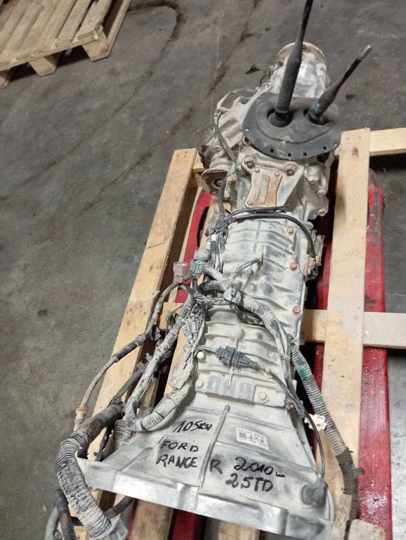 Manual 5 speed gearbox 9TJ0606780