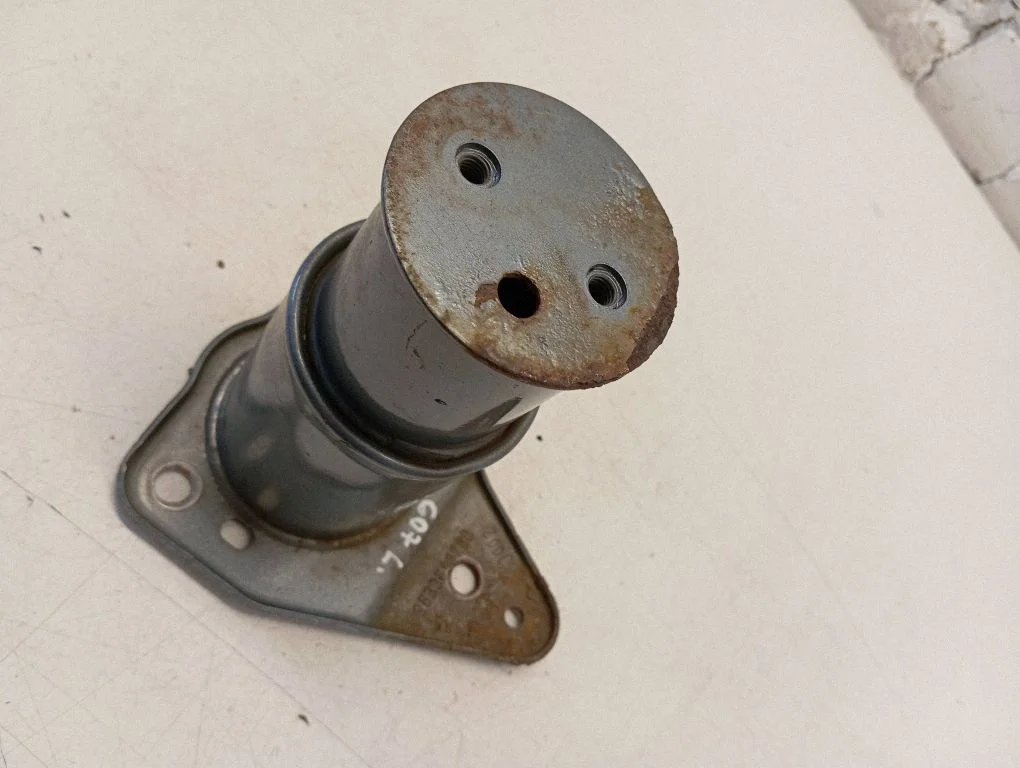 Front bumper mounting bracket 9633698780