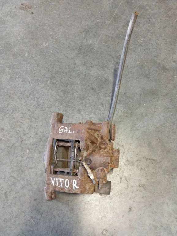 Tagumine pidurisadul – tagumine parem