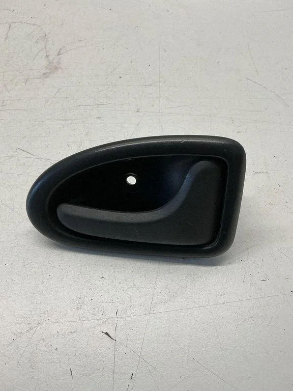 Front door interior handle 8200028995