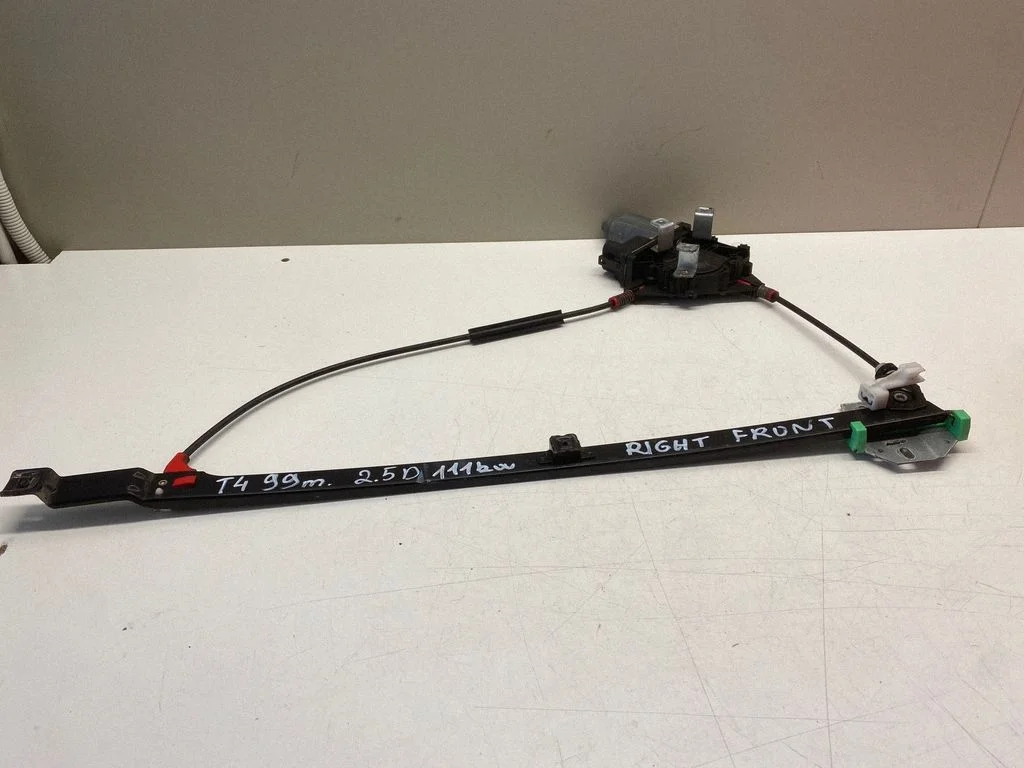 Front door window regulator with motor 7D0959802C