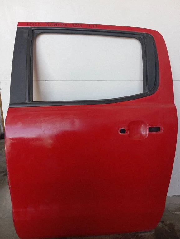 Rear door – rear right