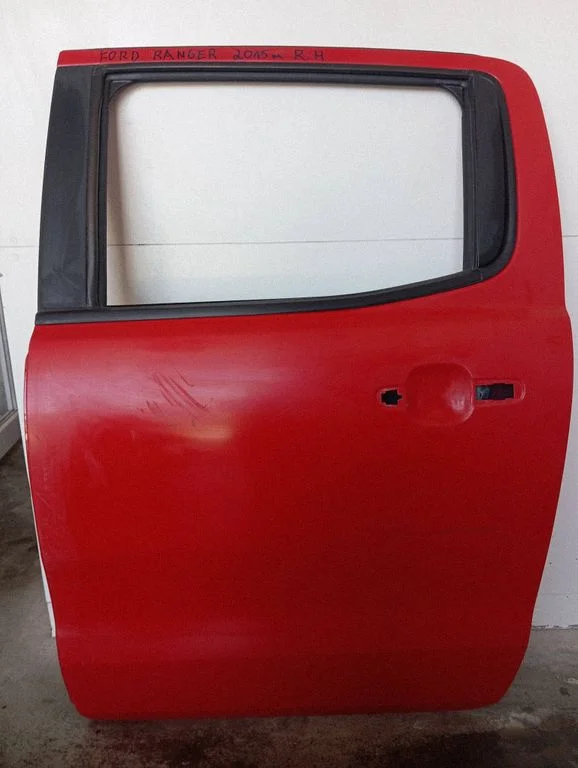 Rear door – rear right