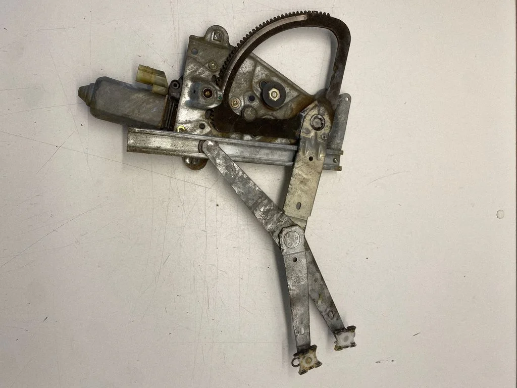 Priekinio el. Lango pakėlimo mechanizmo komplektas