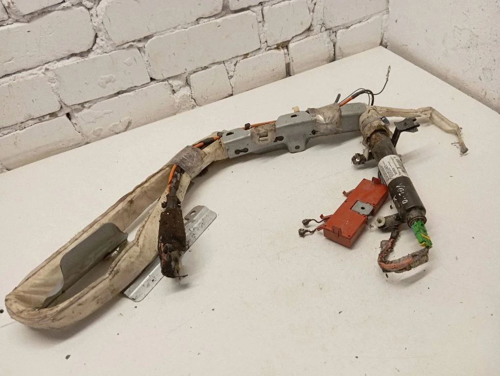 Roof airbag 9141638