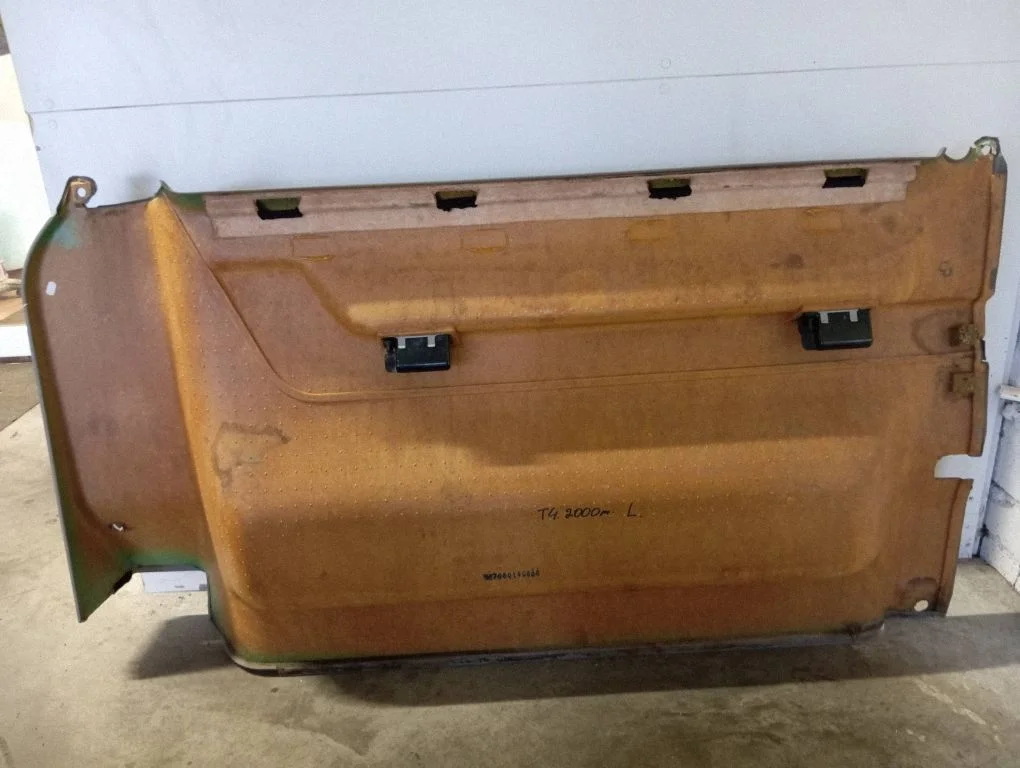 Trunk/boot side trim panel 705867039
