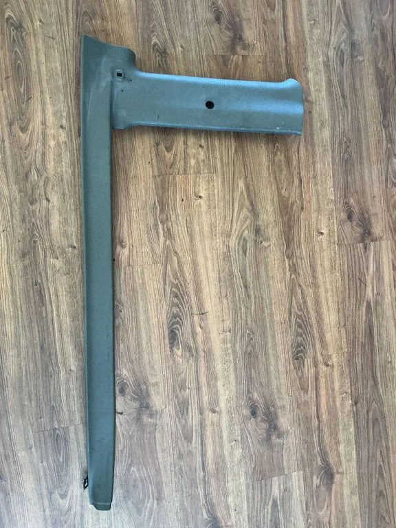 (A) pillar trim 705867286A
