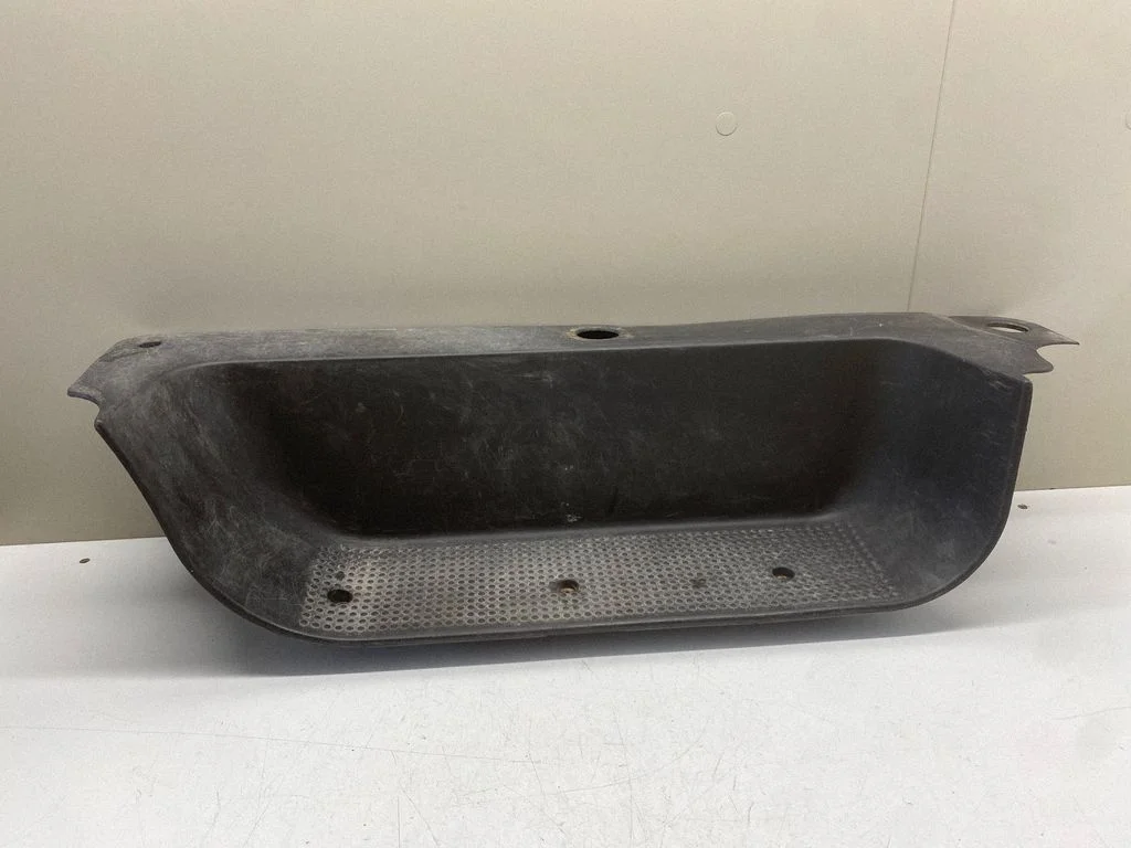 Front sill trim cover 8200523968