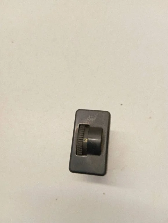Seat heating switch 535963563A