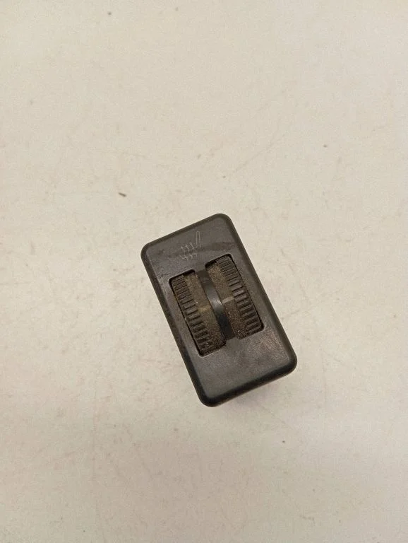 Seat heating switch 535963563