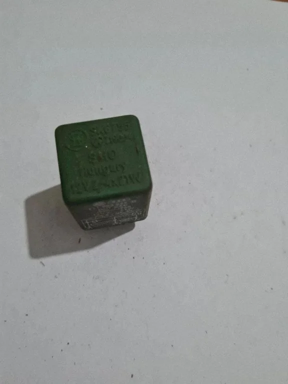 Avarinių šviesų rėlė