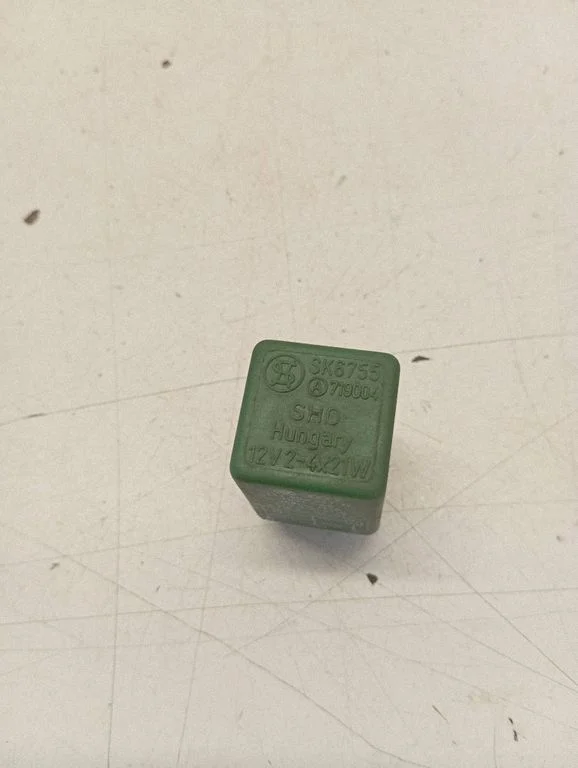 Other relay 111953227D