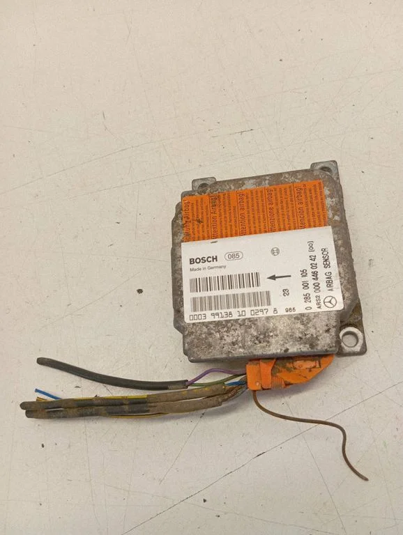 Airbag control unit/module 0285001105