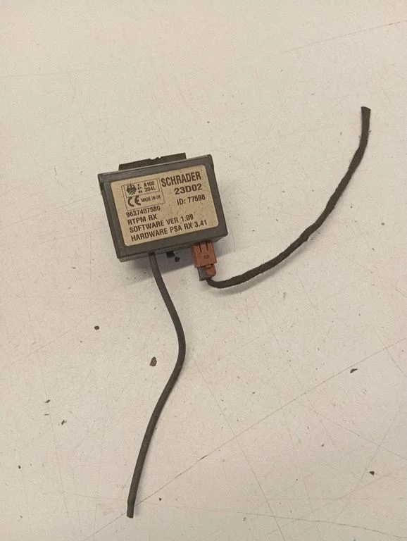 Other control units/modules 9637407580