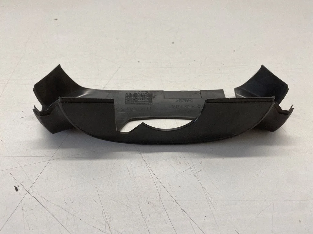 Steering wheel column trim DN00590