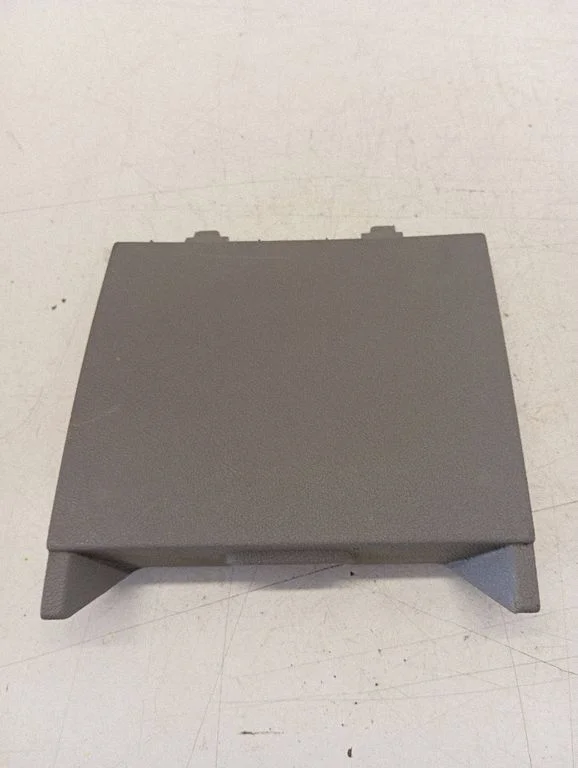 Fuse box cover – Volkswagen Transporter - Caravelle T5 (2003-2015)