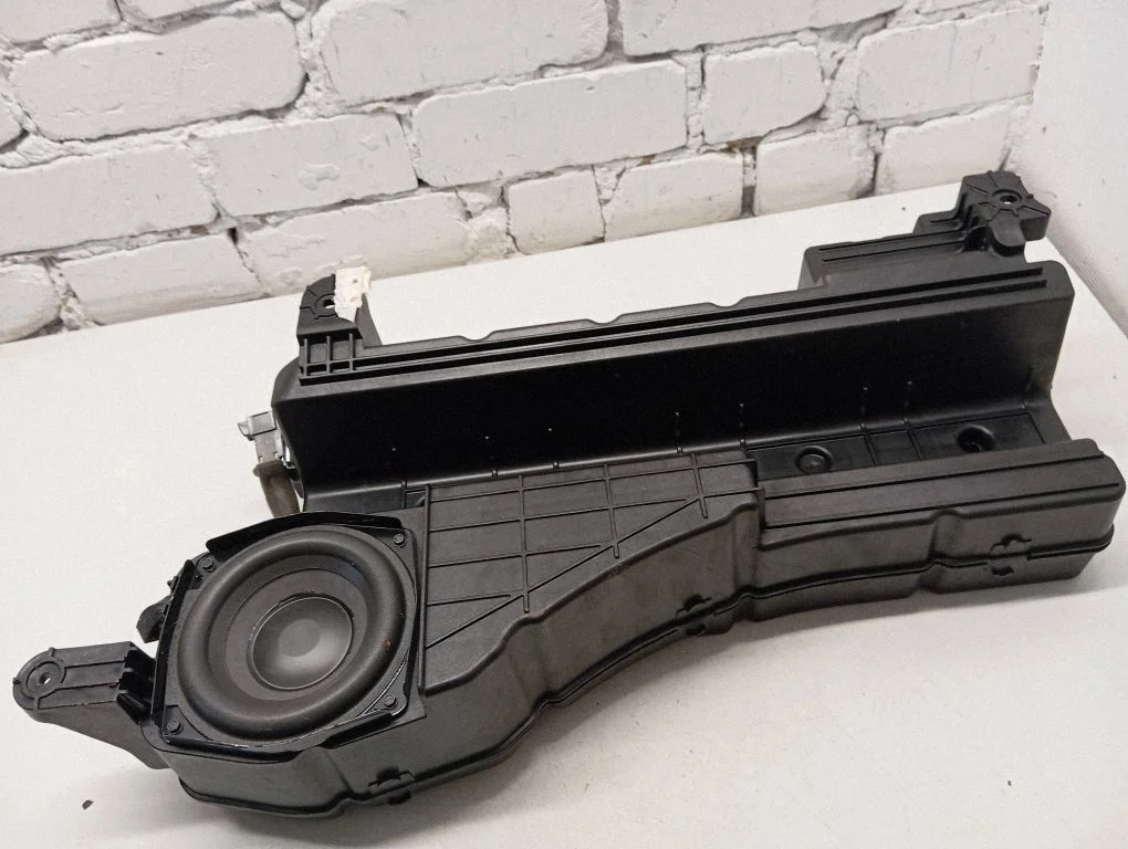 Subwoofer speaker 15950544