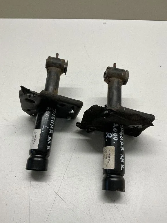 Priekinis amortizatorius bamperio