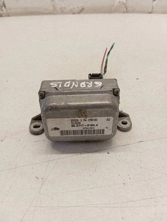 ESP acceleration yaw rate sensor MN102338