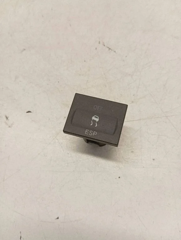 ESP (stability program) switch