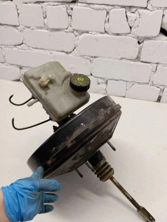 Brake booster A0004309408