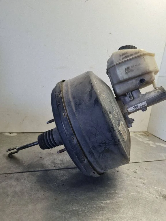 Brake booster – Mercedes-Benz Sprinter W906 (2006-2018)