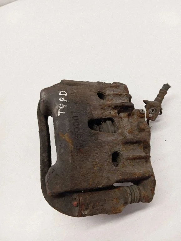 Front brake caliper 8159