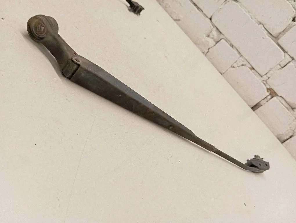 Front wiper blade arm – Ford Ranger (2007-2011)