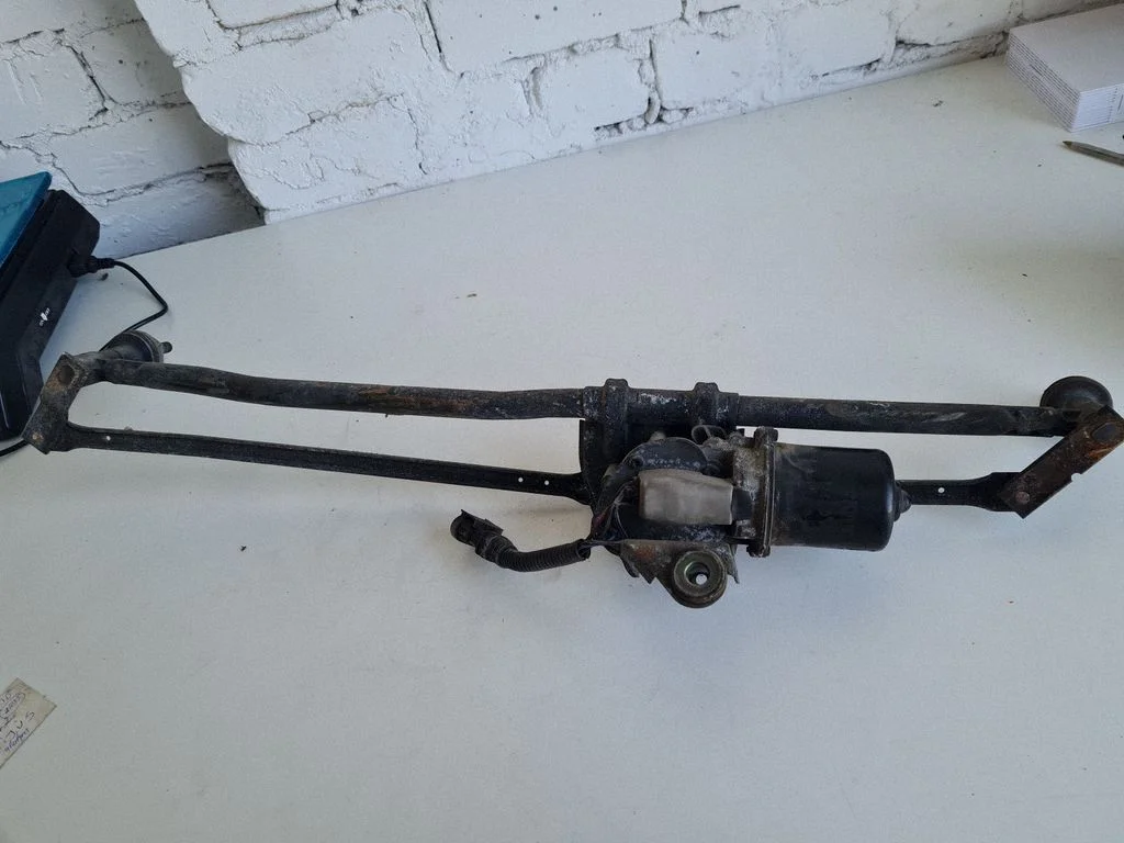 Valytuvų mechanizmas (trapecija)