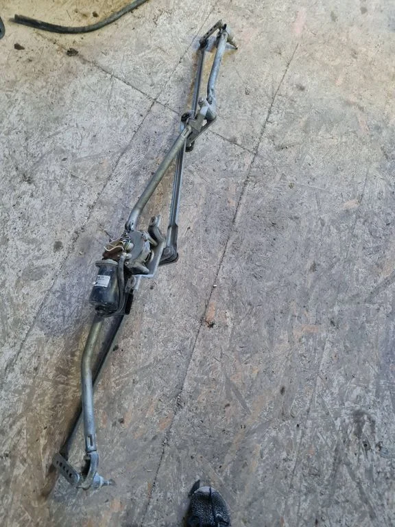 Valytuvų mechanizmas (trapecija)
